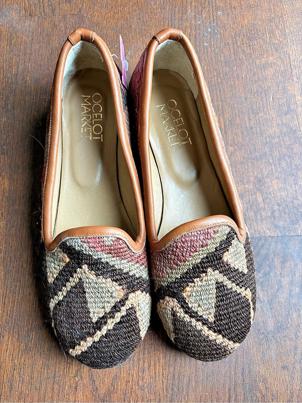 Woven Flats US 8